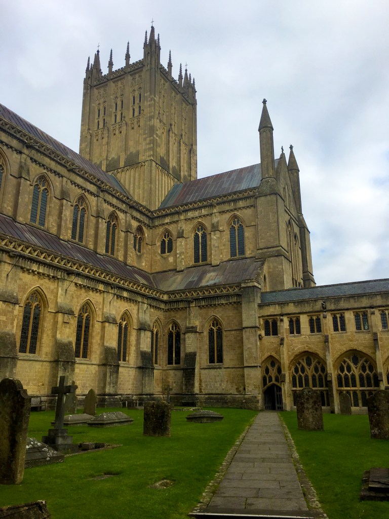 Wells-Cathedral-Cloister-Tower.jpg